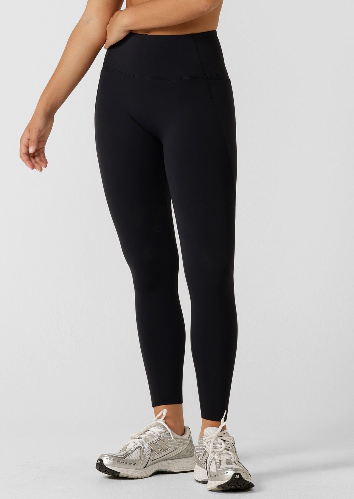 Agile Recycled  No Ride 3 Pocket Ankle Biter Leggings