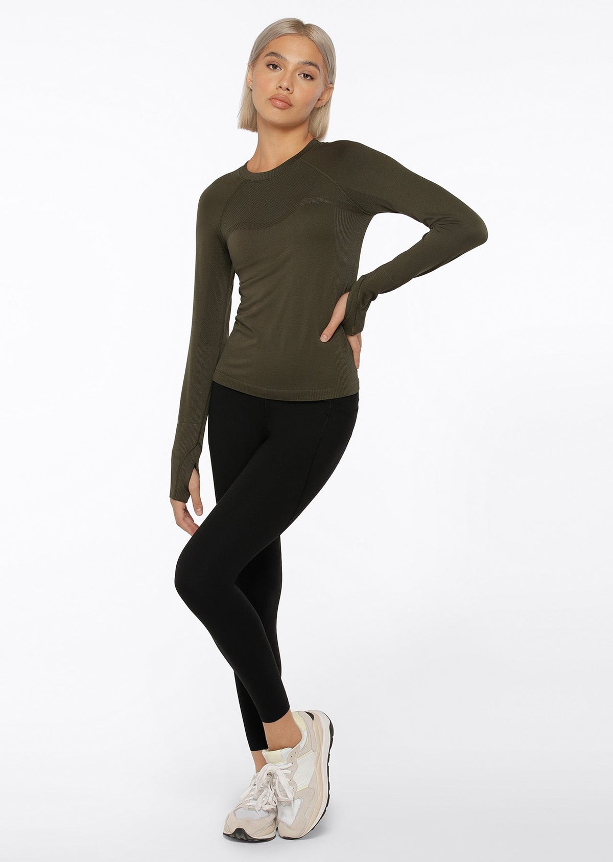 Dynamic Seamless Long Sleeve Top