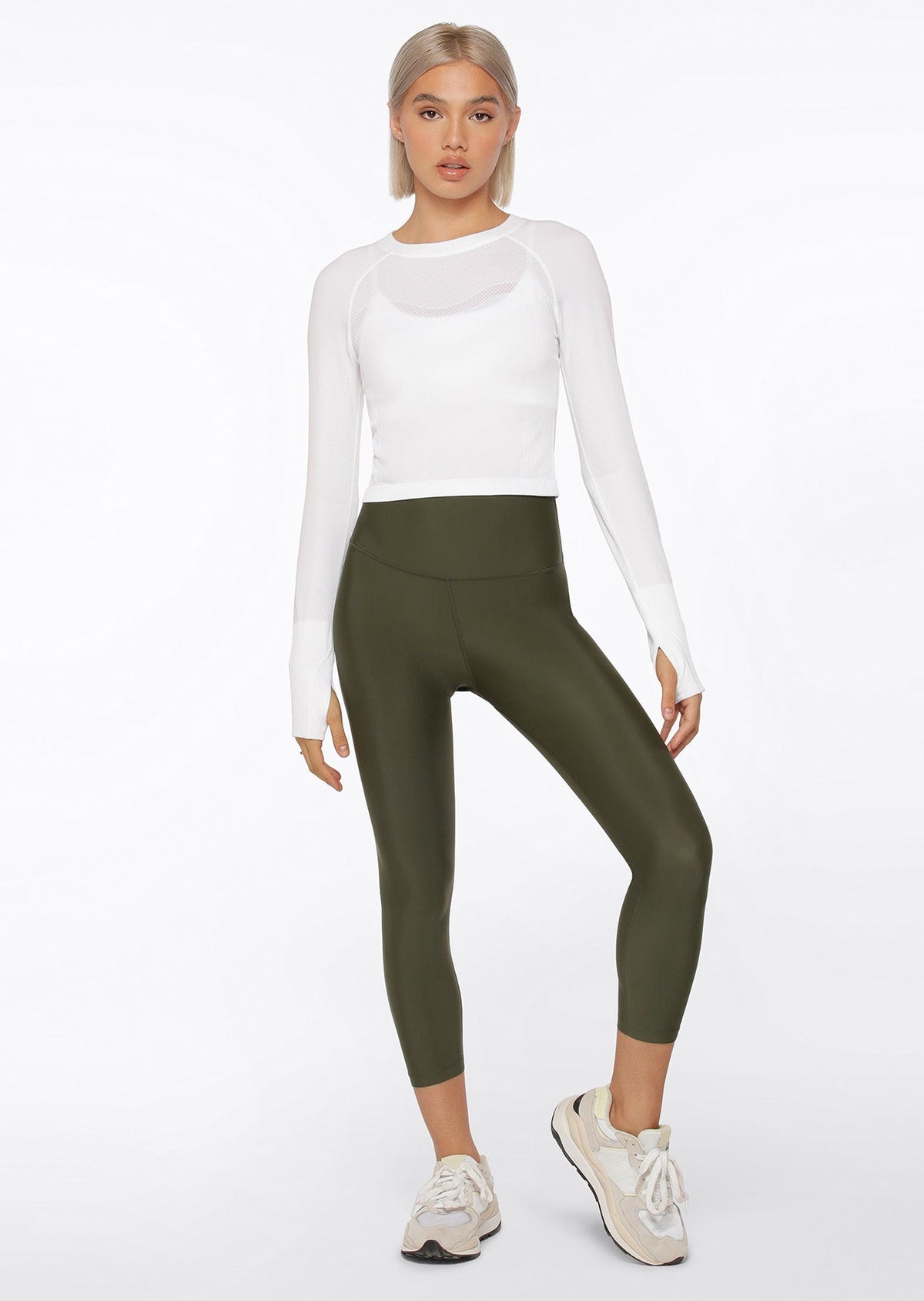 Dynamic Seamless Cropped Long Sleeve Top