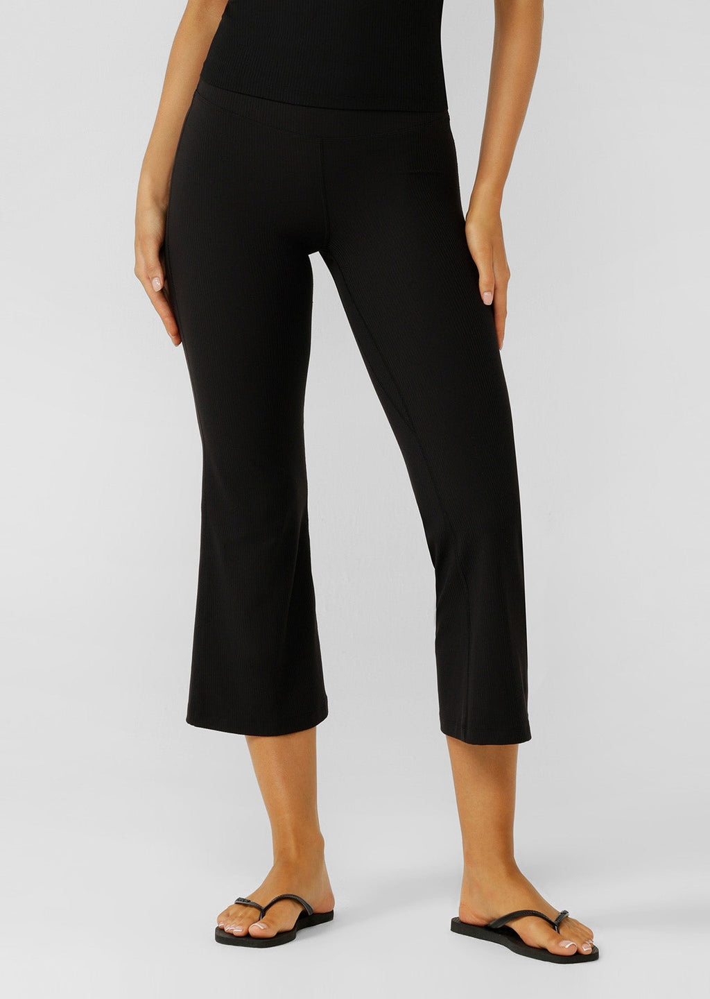 Irresistible Luxe Active Rib Cropped Yoga Pants