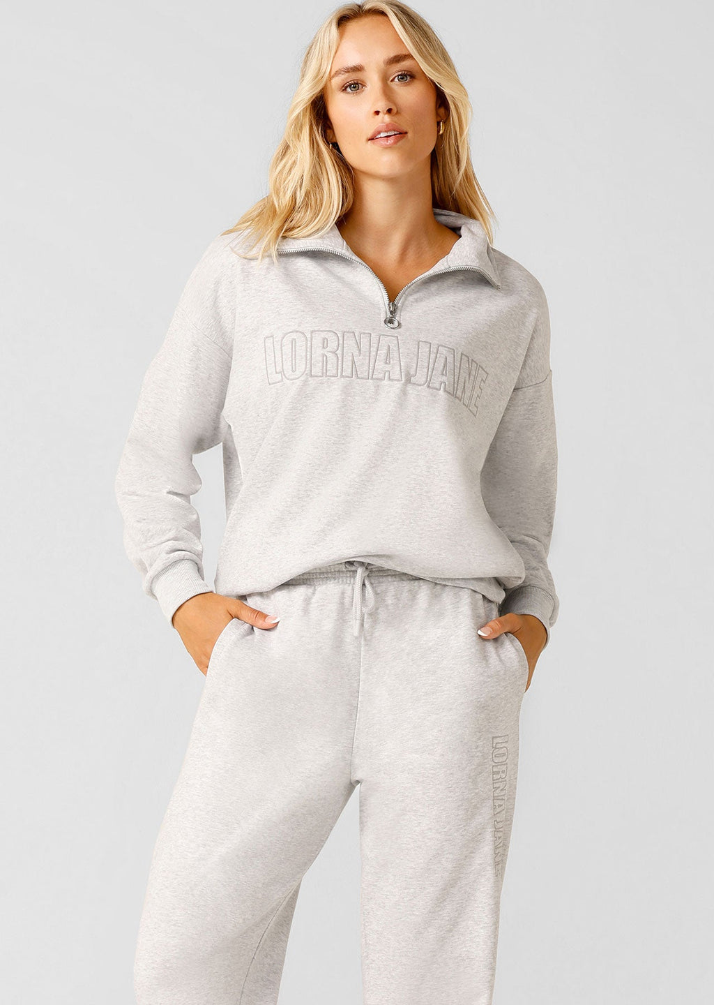 Iconic Quarter Zip Sweat