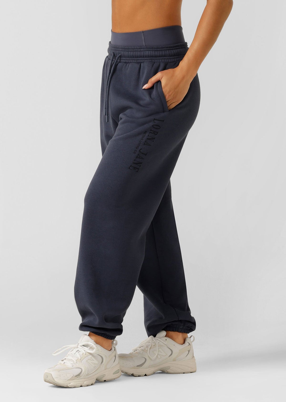 Lounge Fleece Trackpants