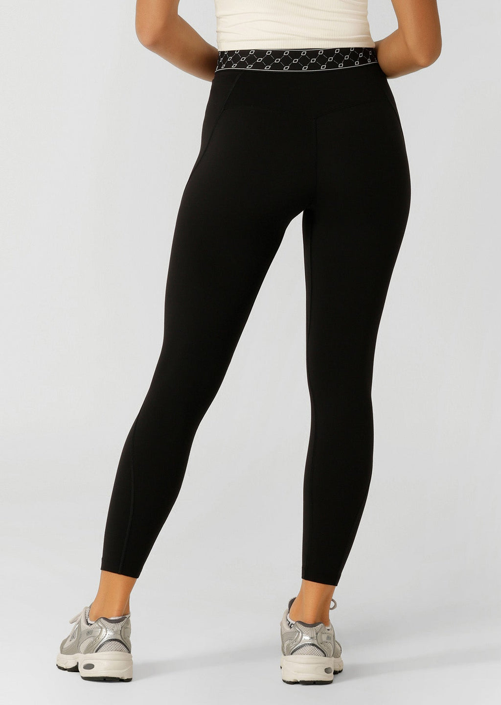 Contour Side Pocket Ankle Biter Leggings