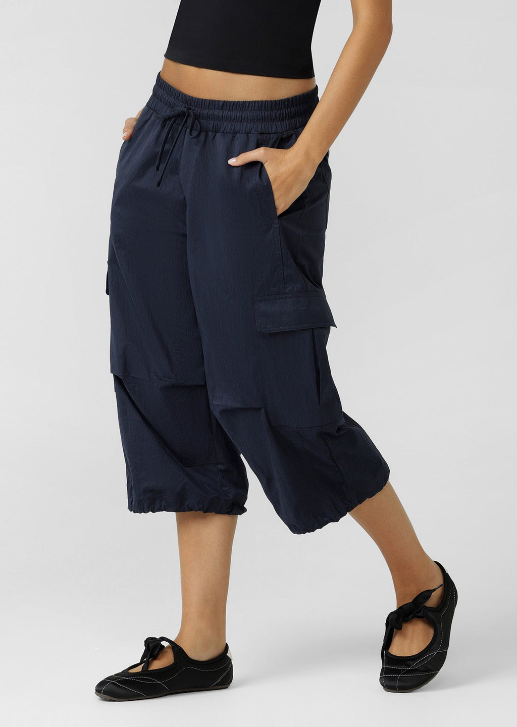 Go-To Cropped Cargo Pants