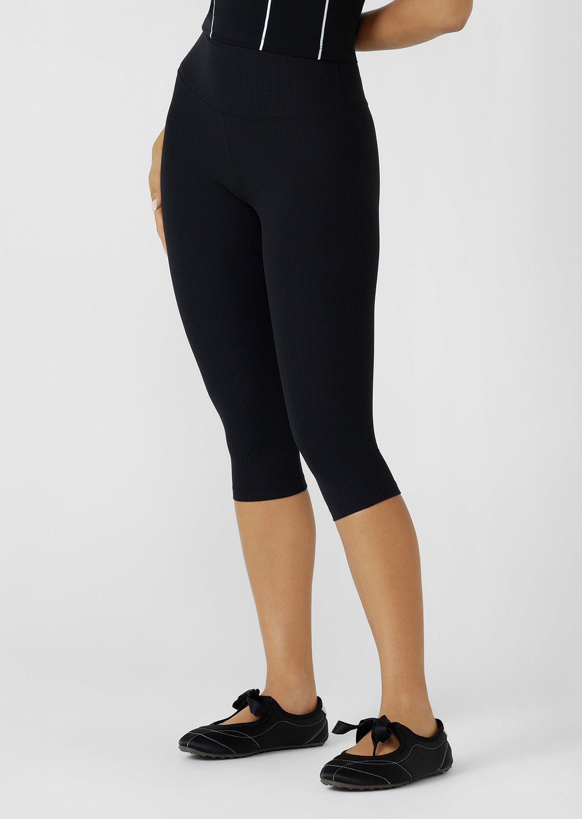 Irresistible Rib Capri Leggings