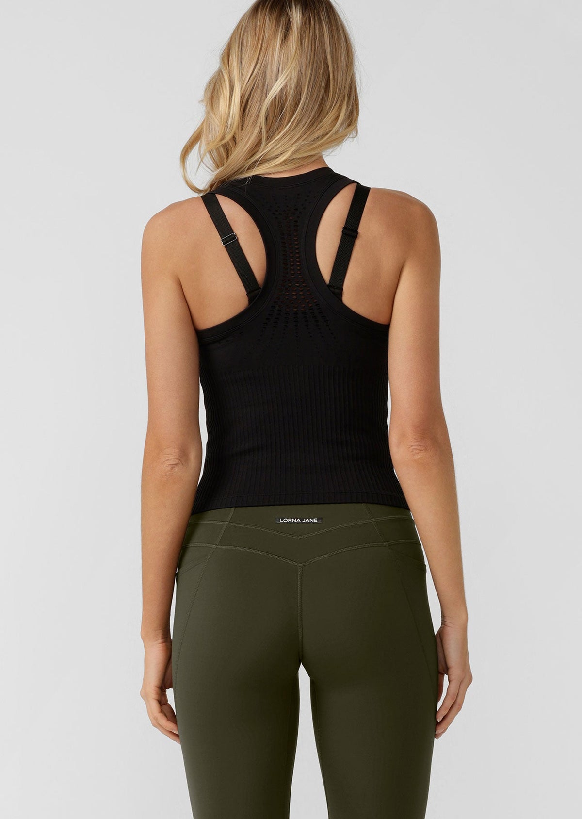 Aerodynamic Seamless Tank