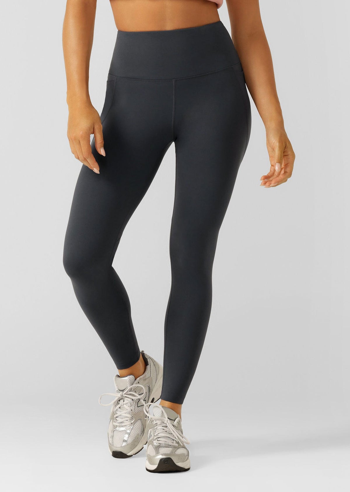 Amy Winter Thermal Phone Pocket Leggings
