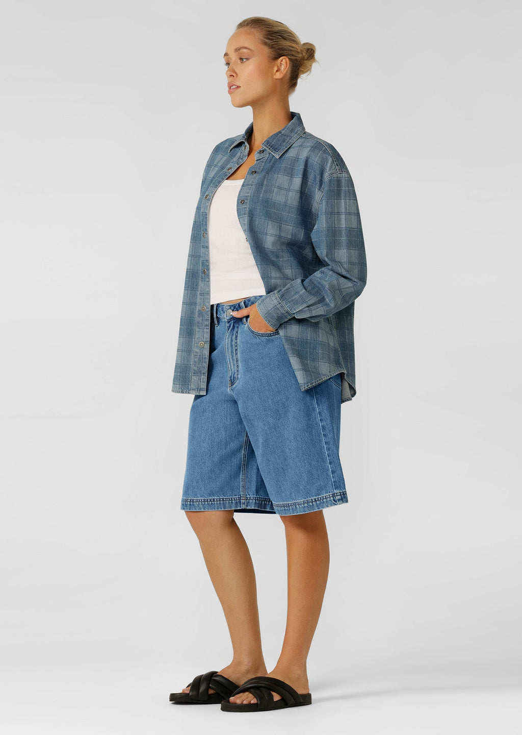 Off Duty Vintage Wash Denim Shorts