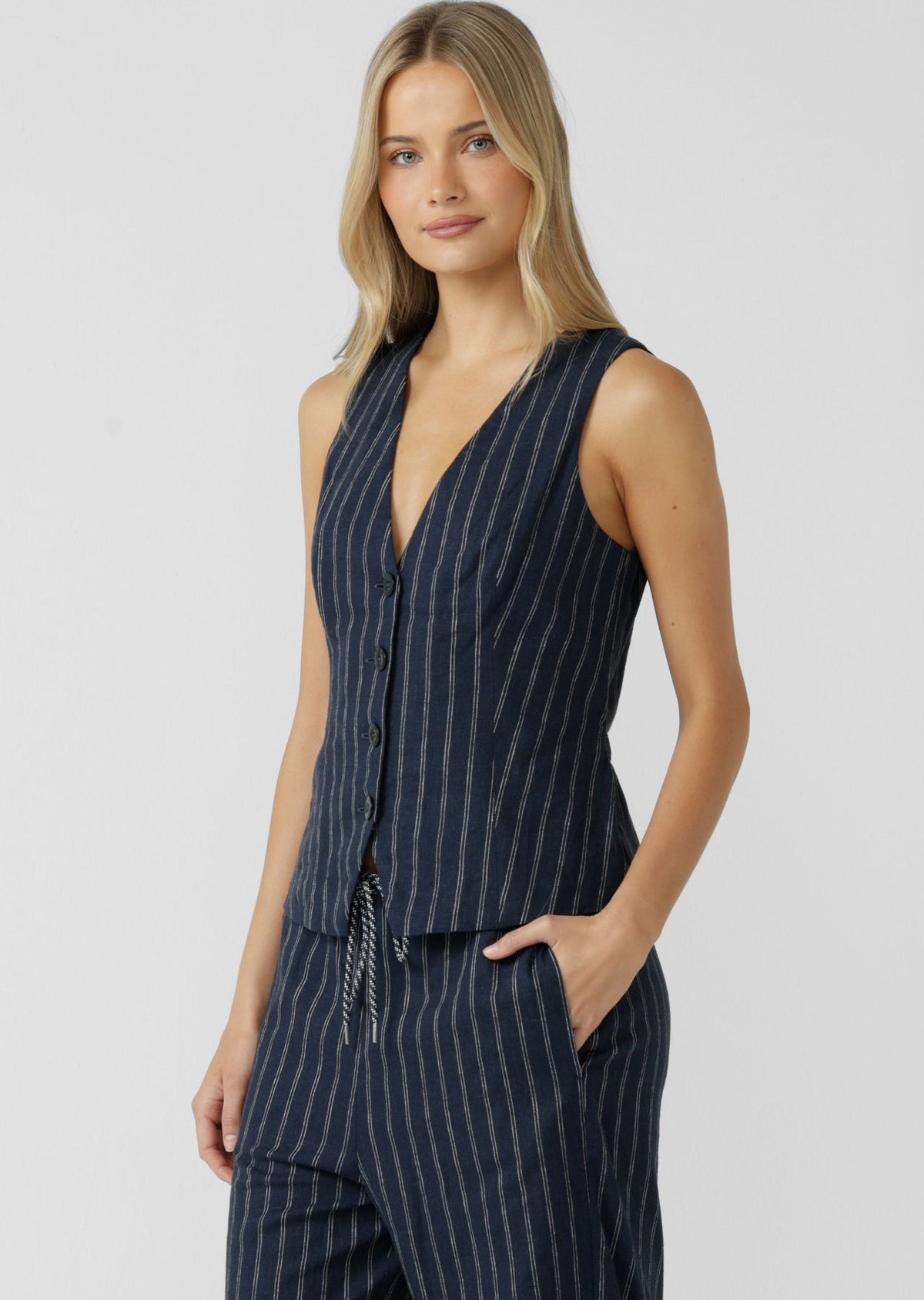 Effortless Coastline Vest