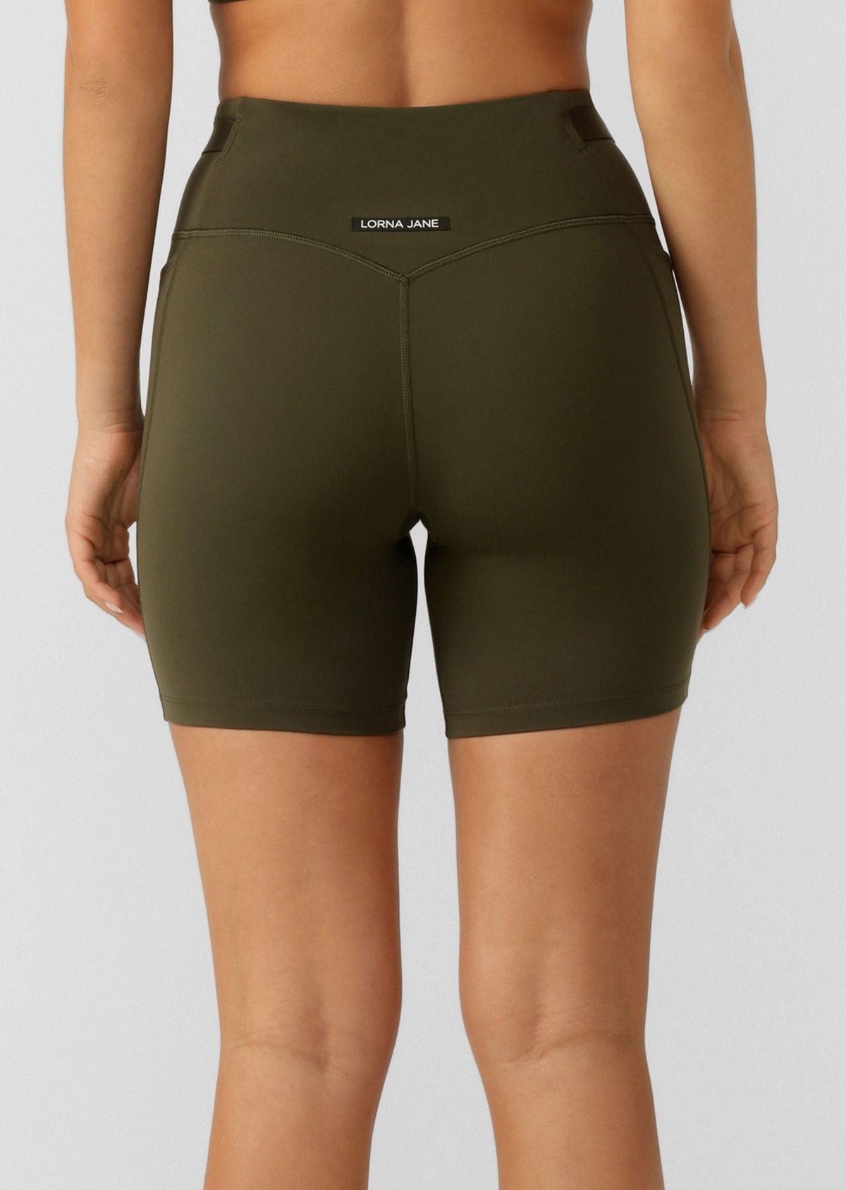Cinch And Support Phone Pocket Bike Shorts
