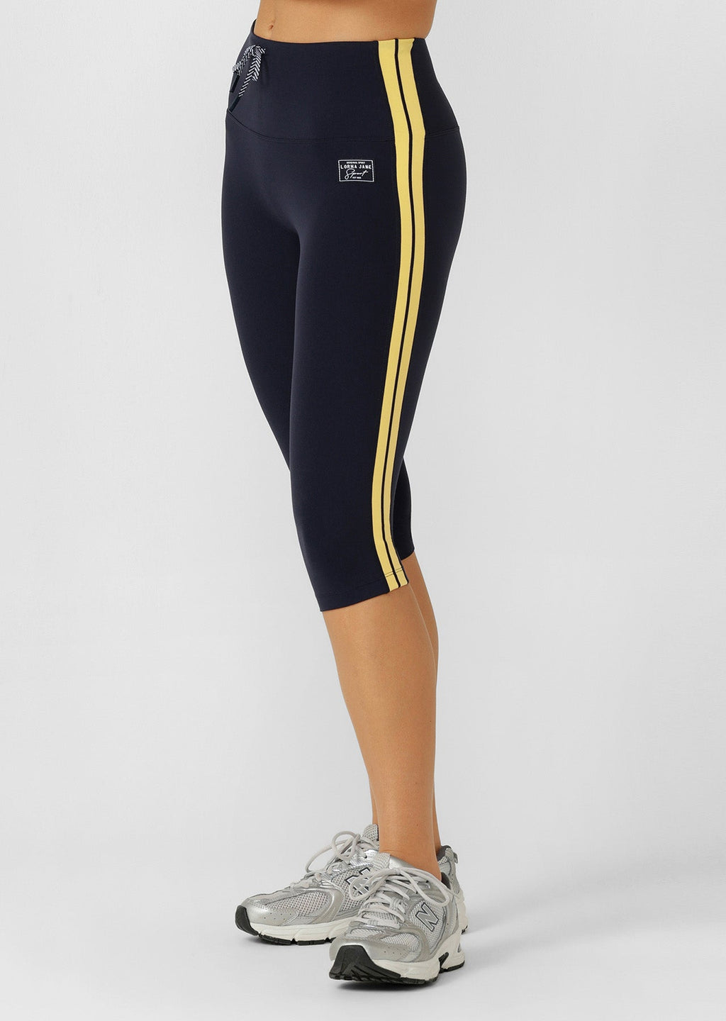 Game Day 3/4 Capri Leggings