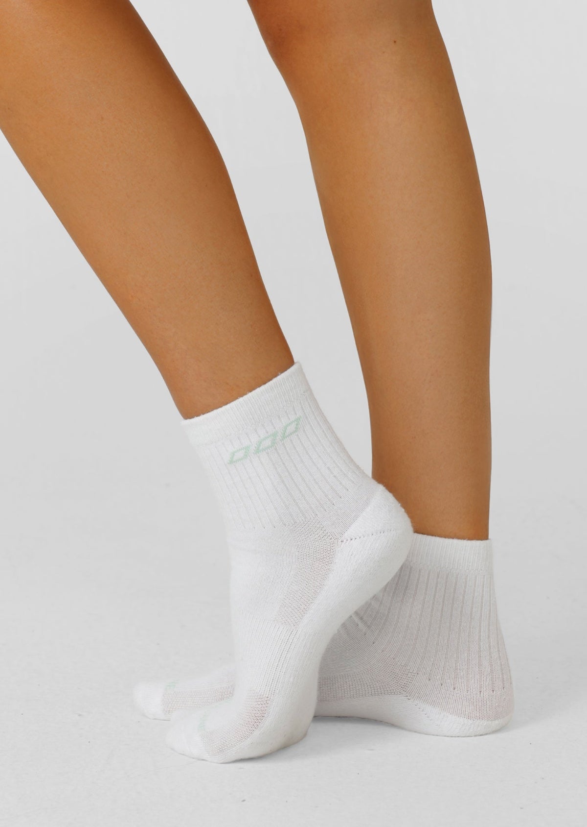 LJ Quarter Crew Socks