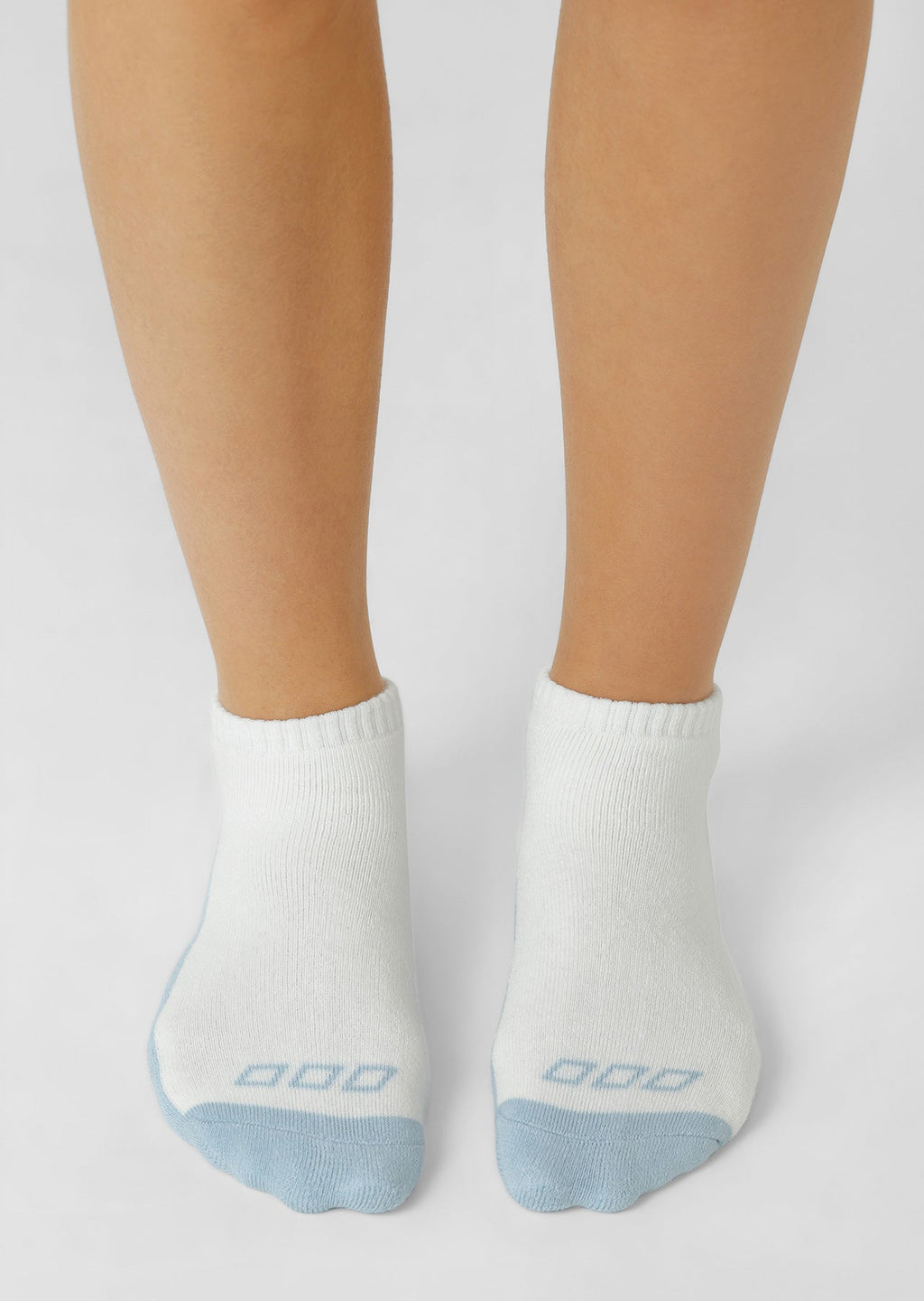 Icon Pilates Grip Ankle Socks