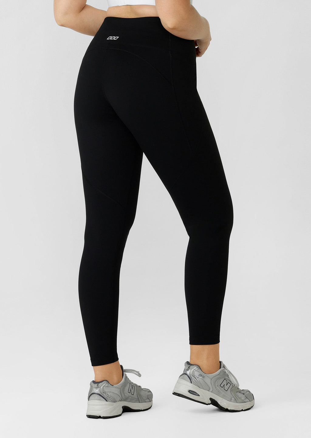 Amy Thermal Phone Pocket Ankle Biter Leggings