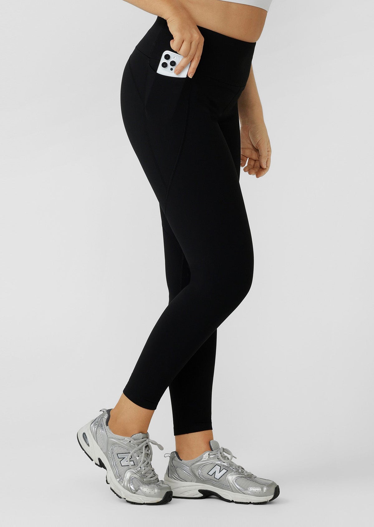 Amy Thermal Phone Pocket Ankle Biter Leggings