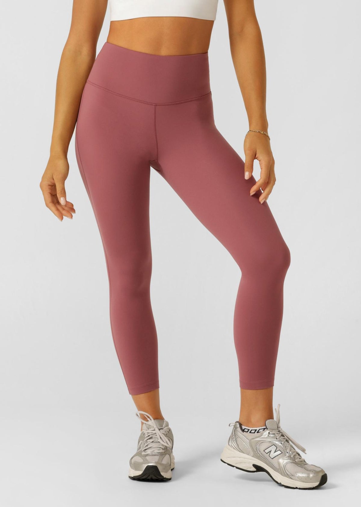 Lotus No Chafe Phone Pocket Ankle Biter Leggings