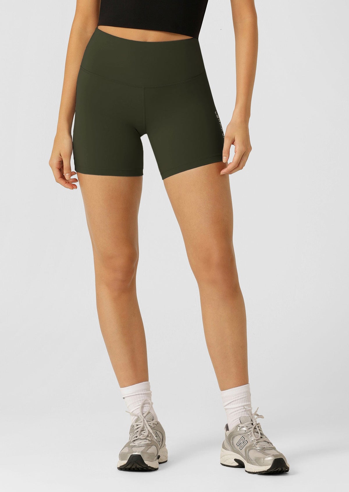 Lotus No Chafe Phone Pocket 14cm Bike Shorts
