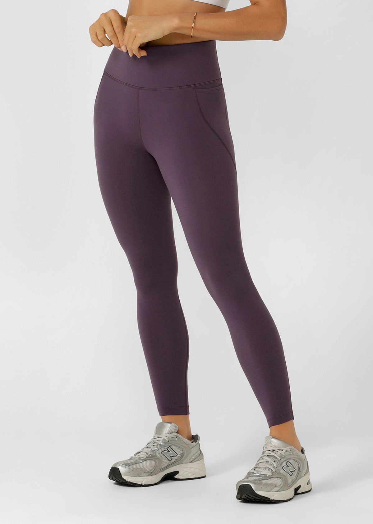 Amy No Chafe Phone Pocket Ankle Biter Leggings