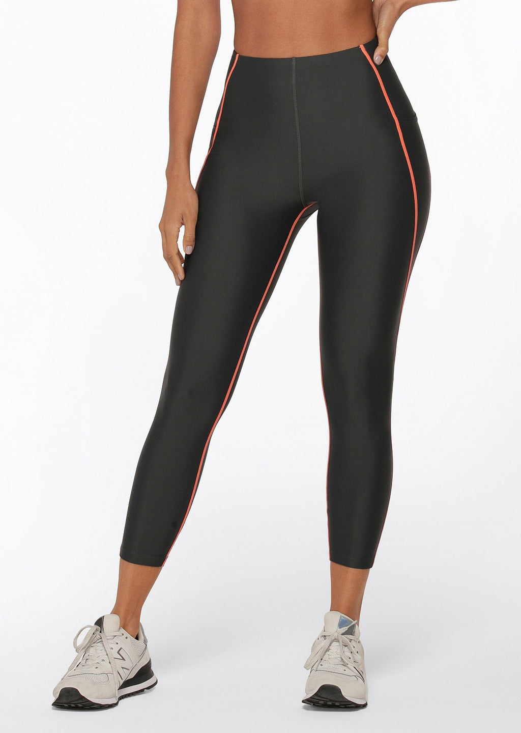 Accentuate Phone Pocket Ankle Biter Leggings