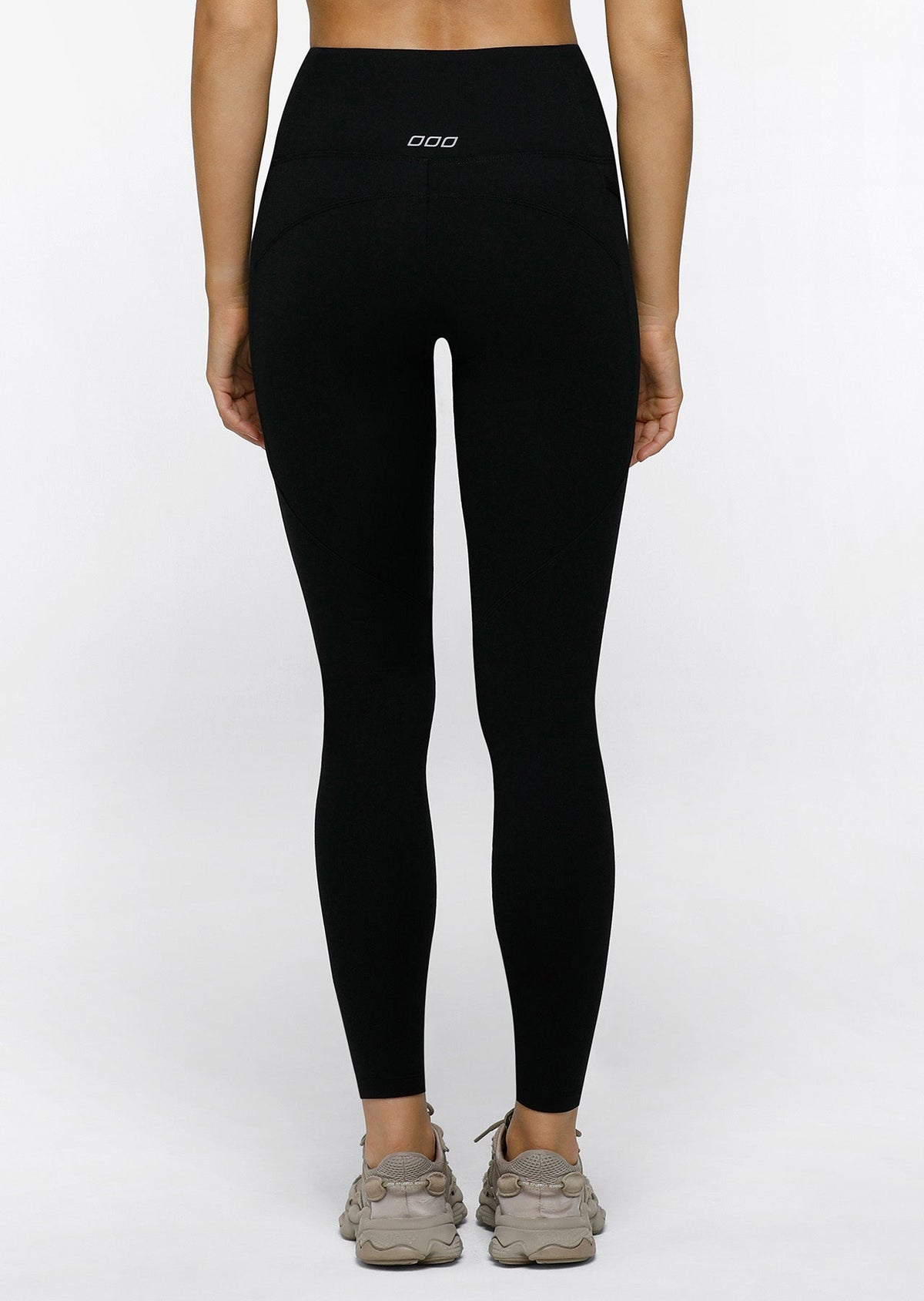 Amy Winter Thermal Phone Pocket Classic Leggings