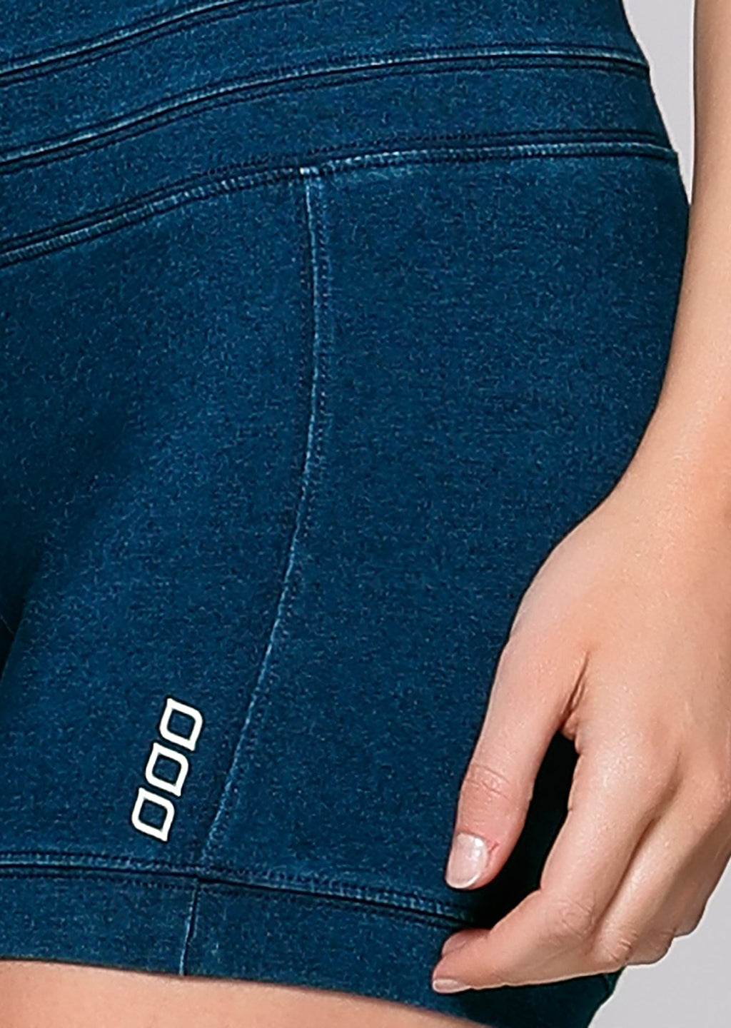 Denim Diva Short Tight