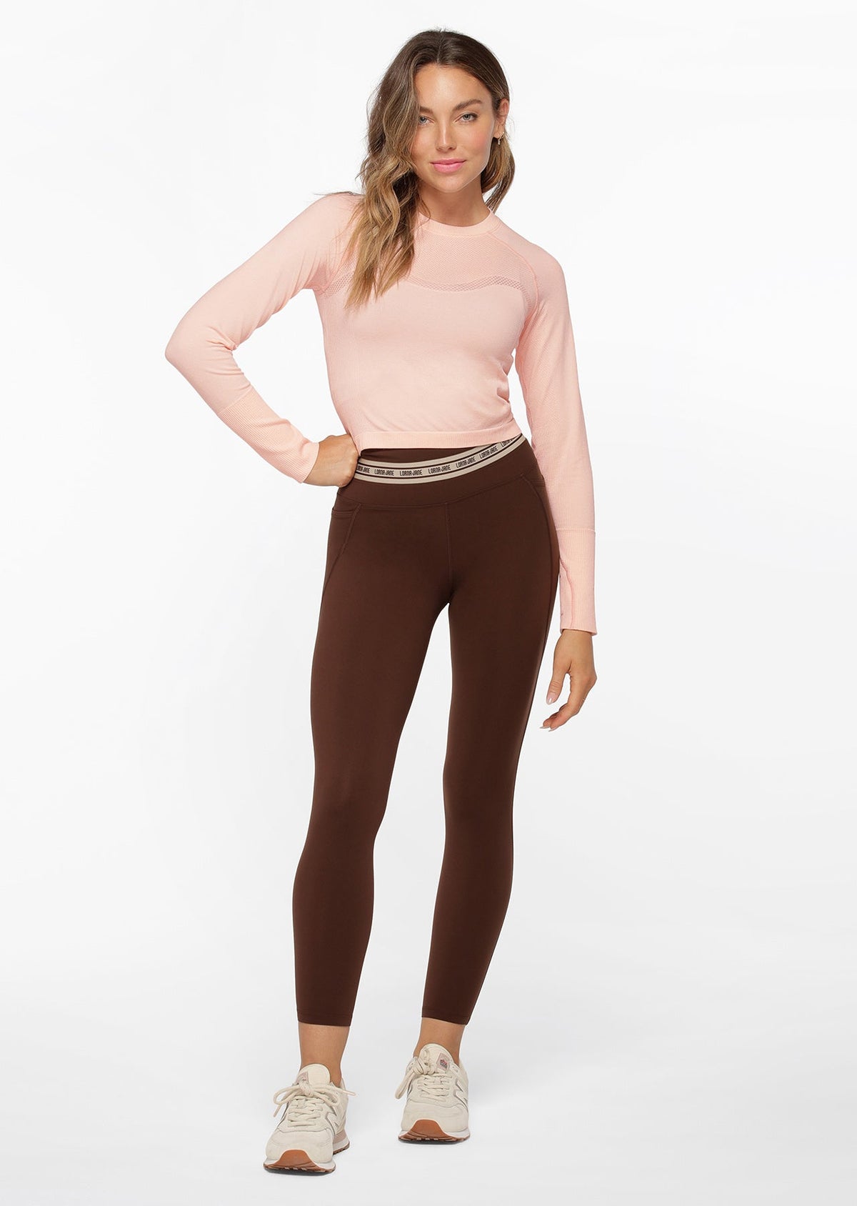 Dynamic Seamless Cropped Long Sleeve Top