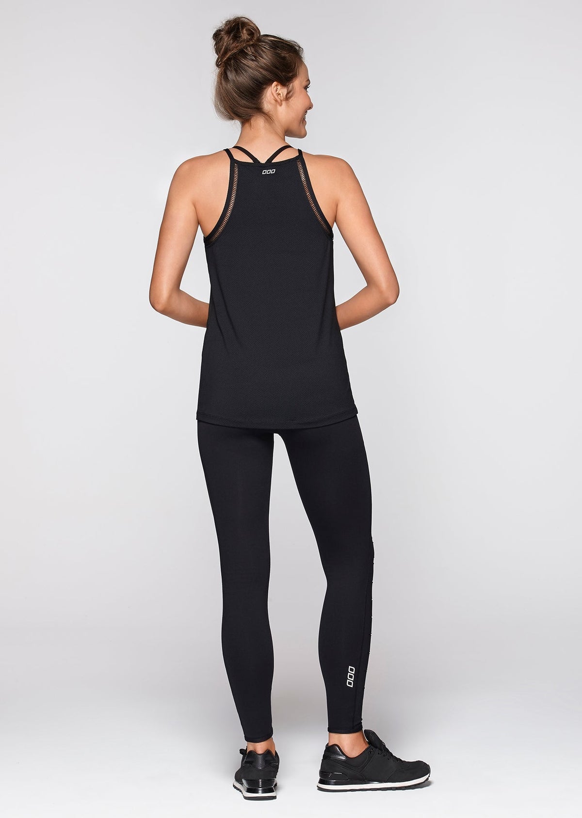 Ebonie Excel Tank