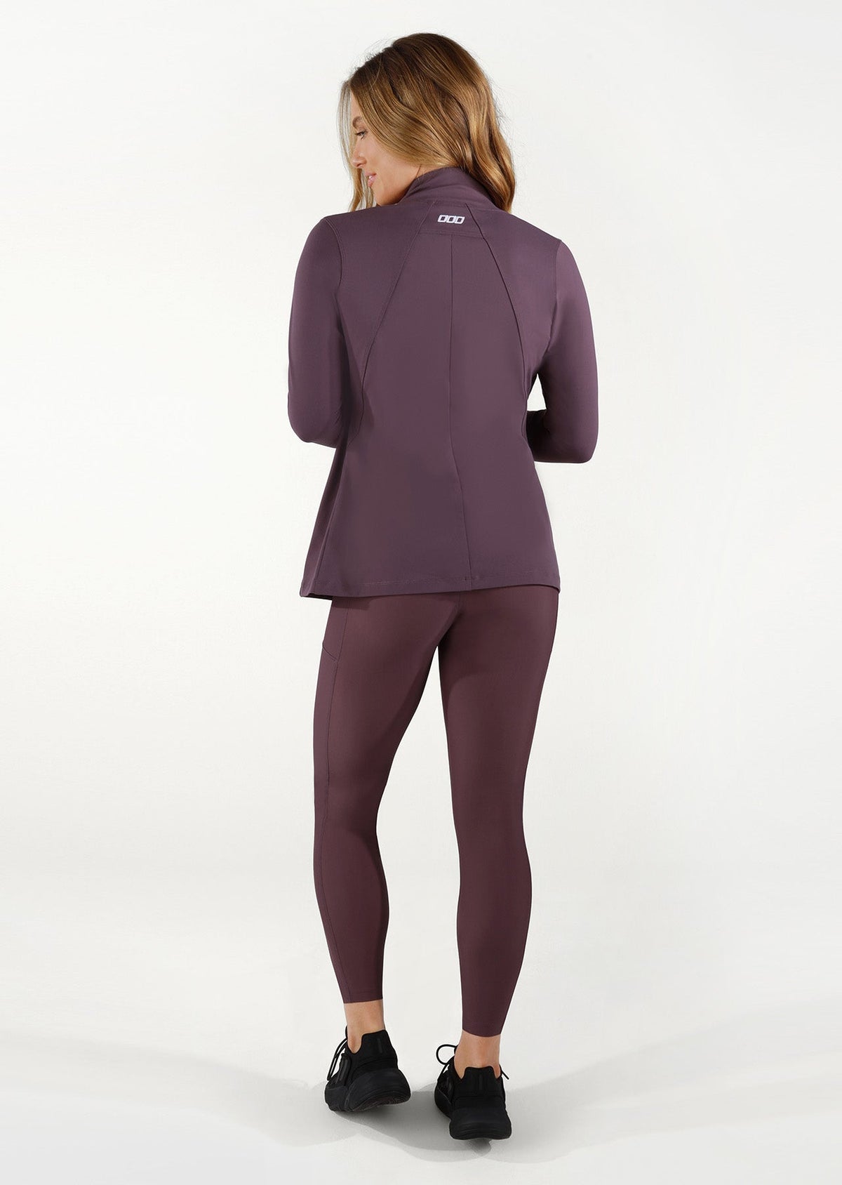 Endurance Active Zip Thru