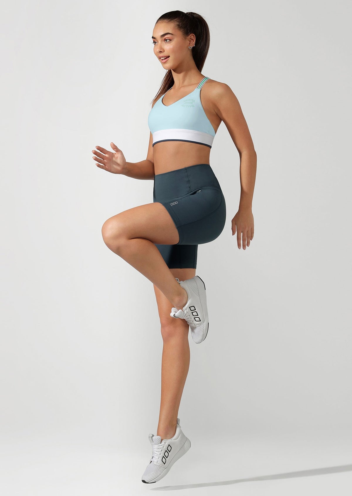 Everyday Zip Short Tight