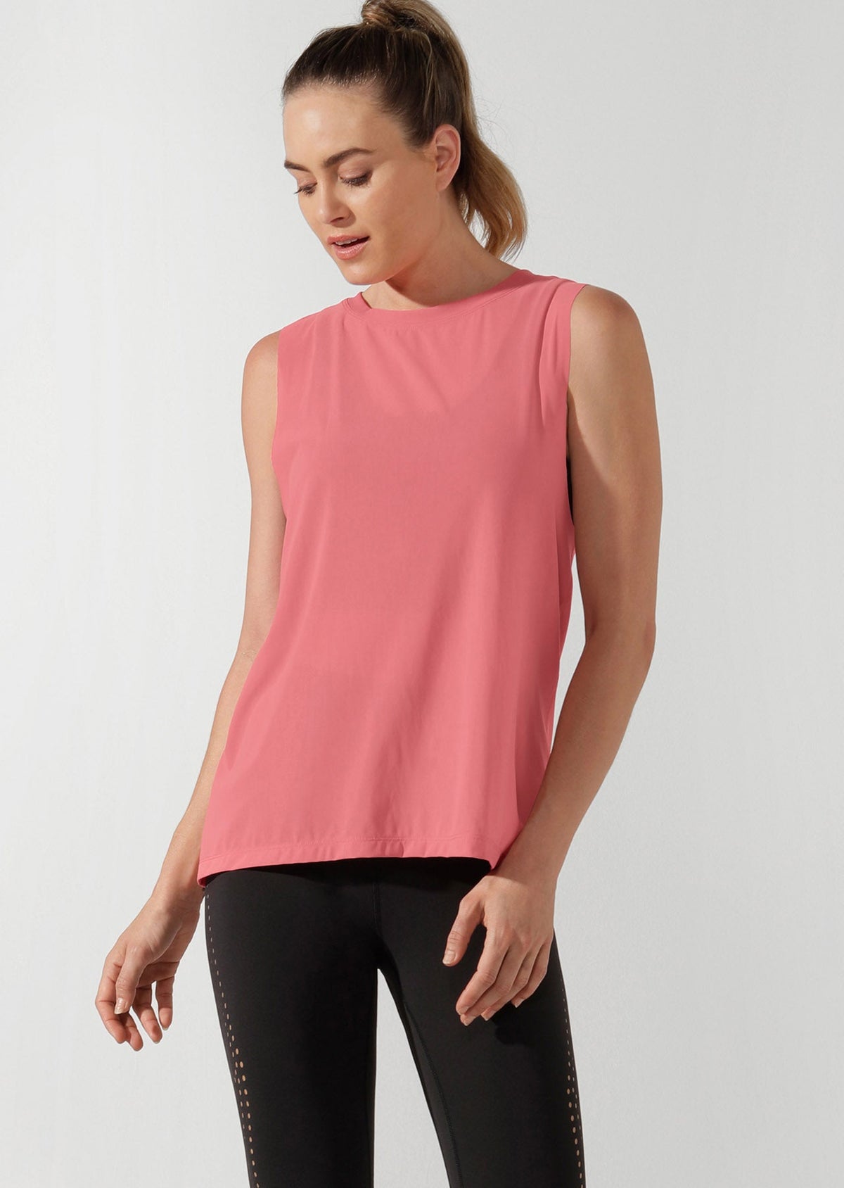 Flow Mesh Tank