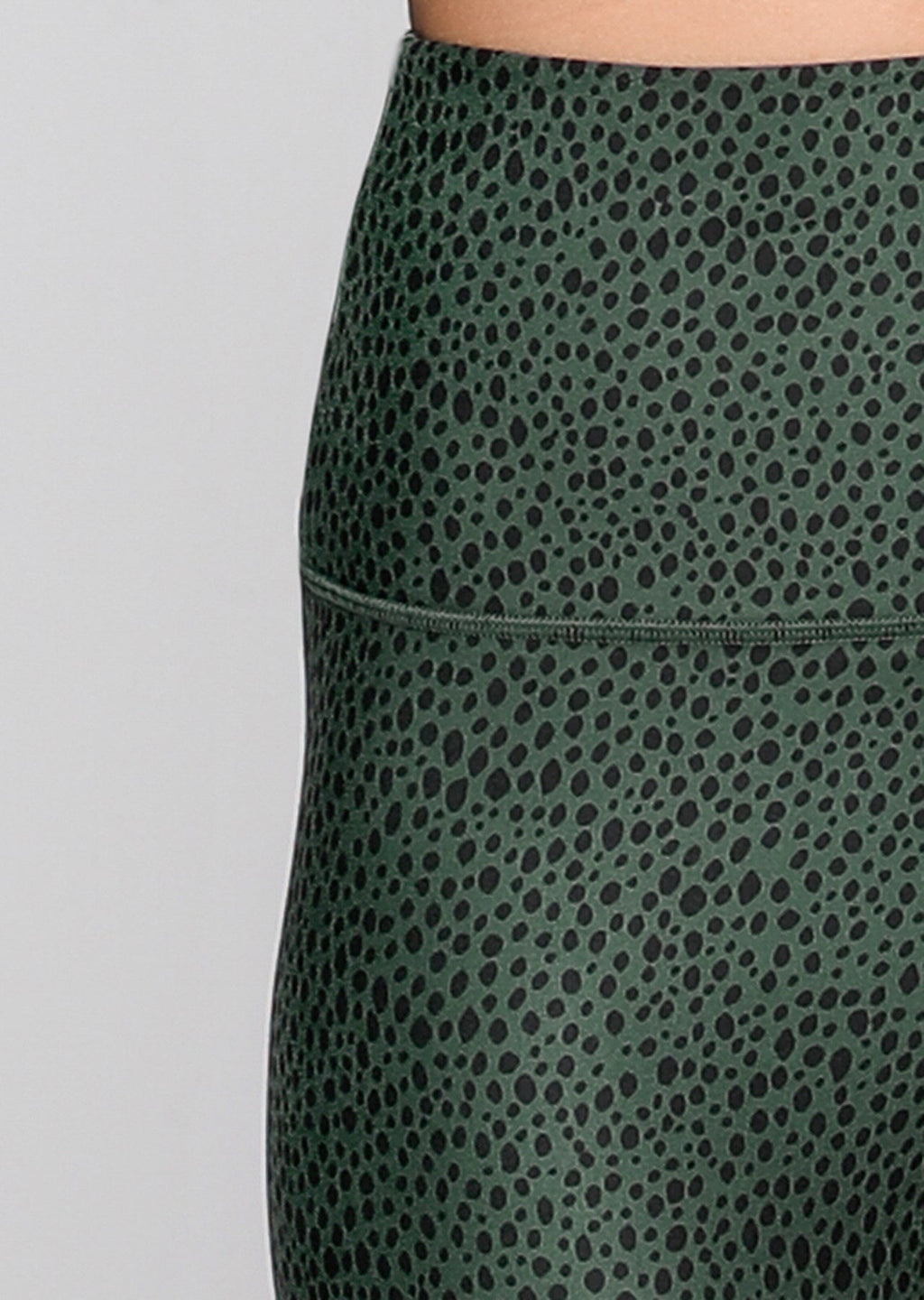 Leo Short Tight