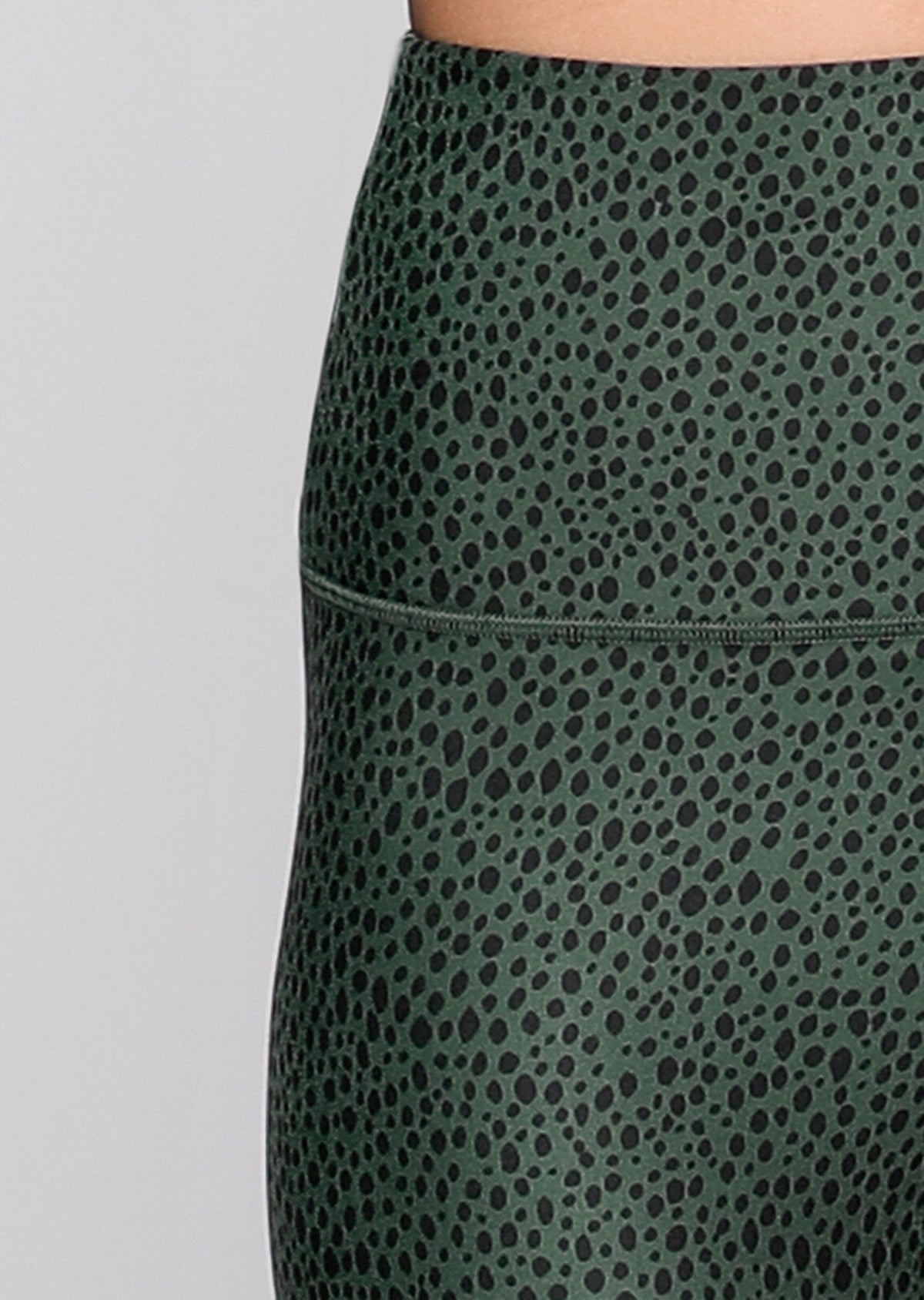 Leo Short Tight