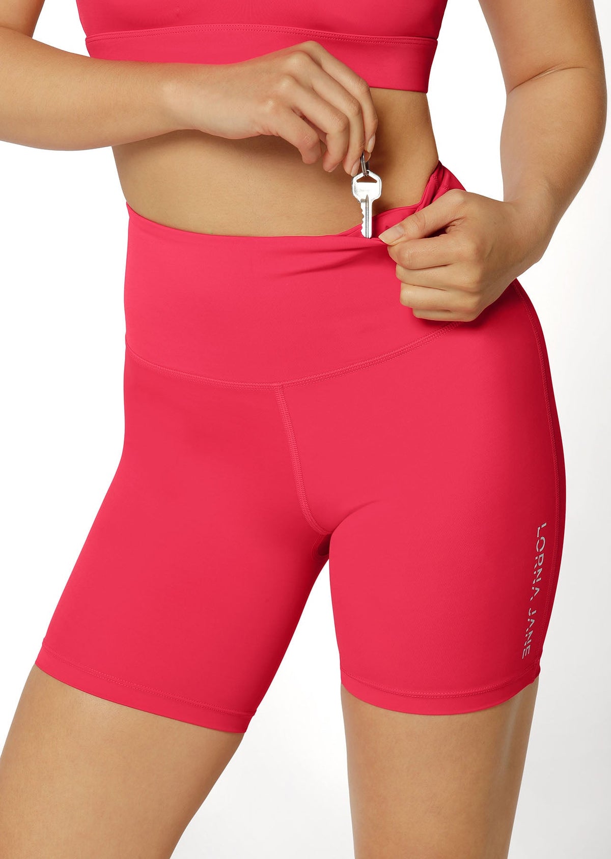 Lotus No Chafe Cool Touch Bike Shorts
