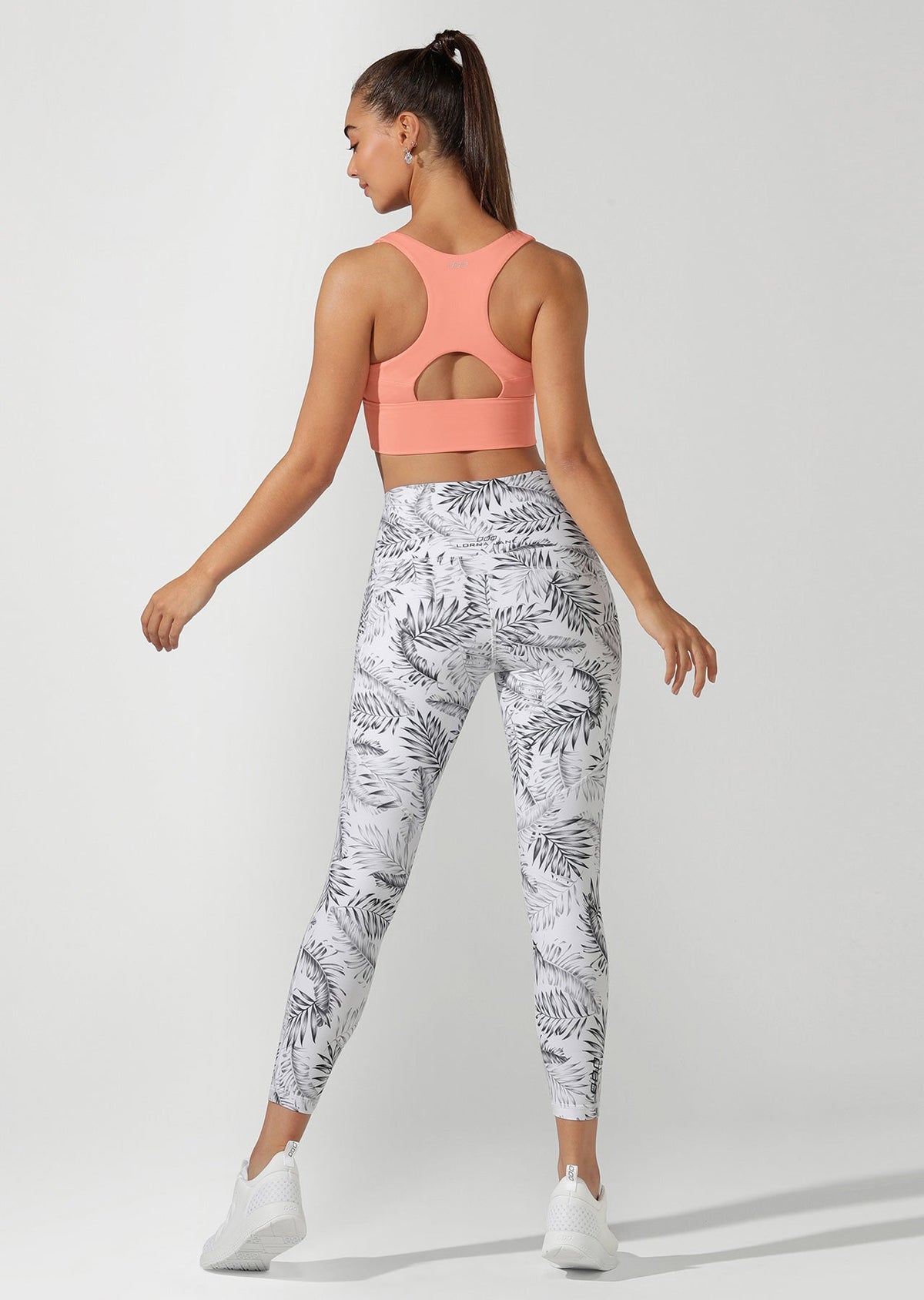 Minimal Long Line Racer Sports Bra