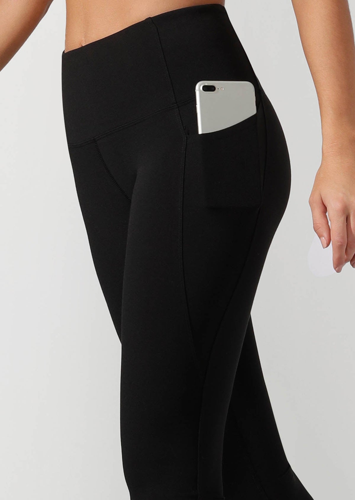 Move Core Phone Pocket 3/4 Tight