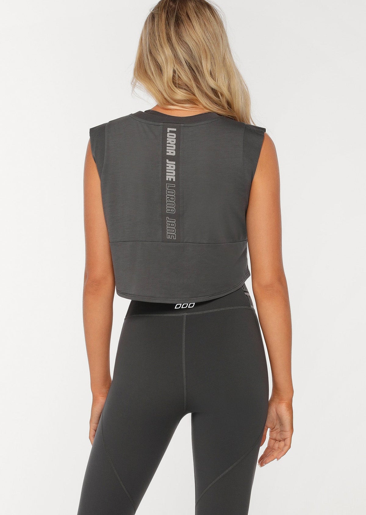Move Easy Cropped Tank