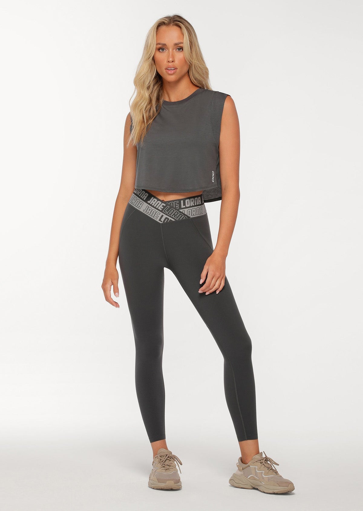 Move Easy Cropped Tank