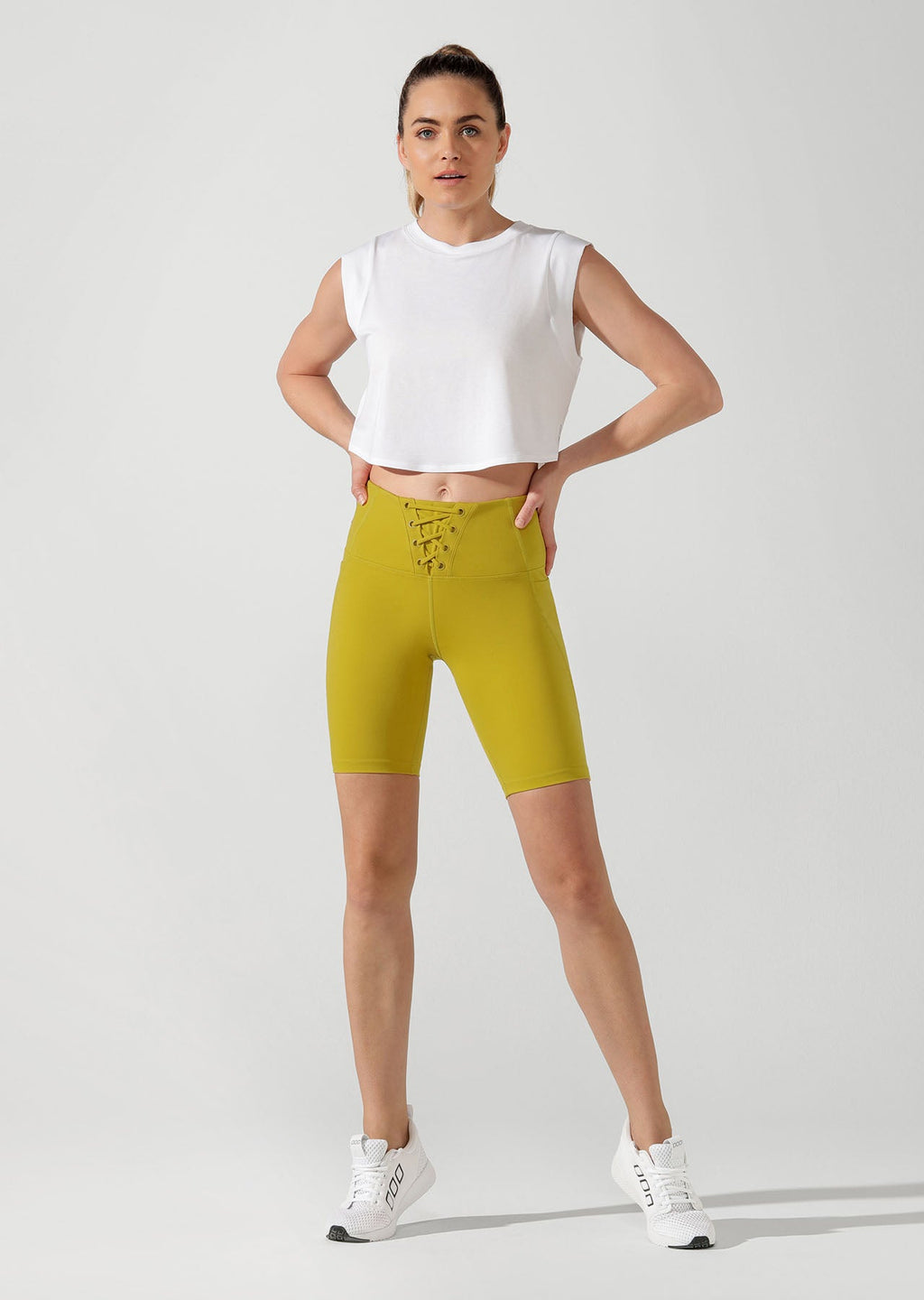 Move Easy Cropped Tank