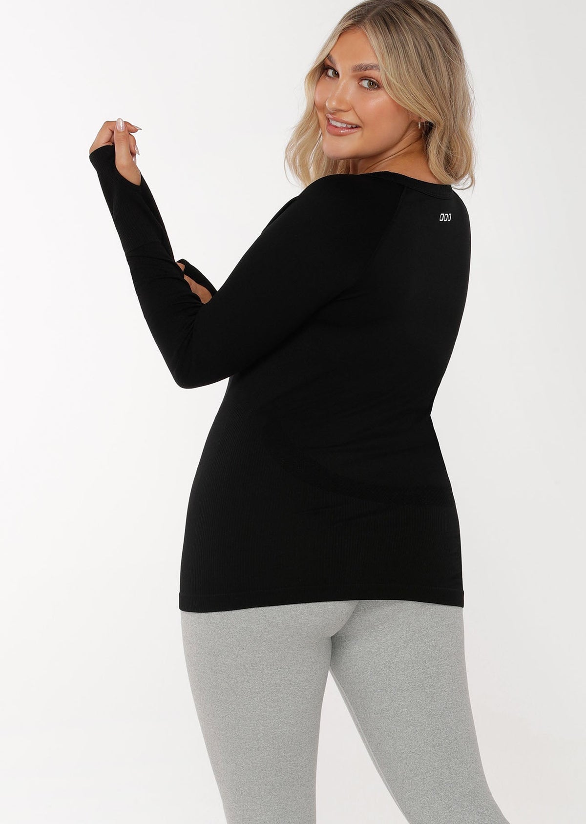 Perform Seamless Long Sleeve Top
