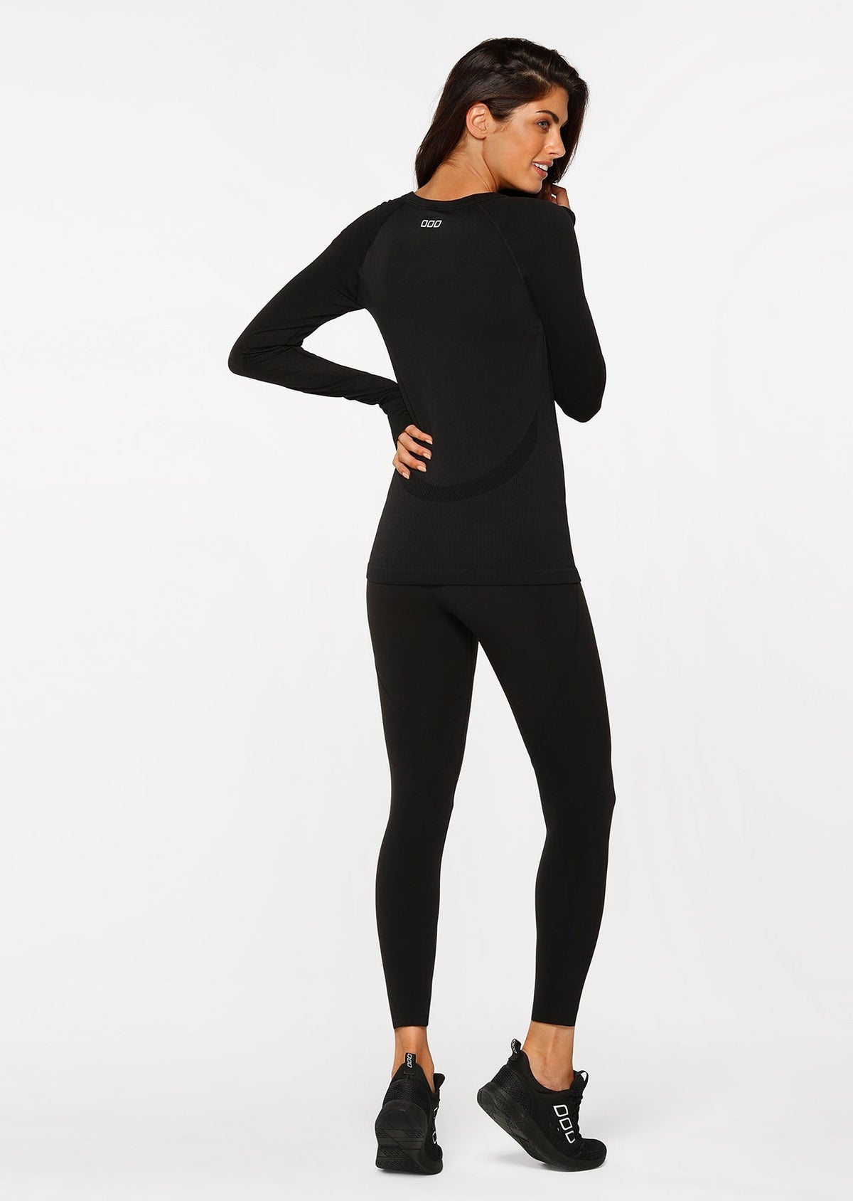 Perform Seamless Long Sleeve Top
