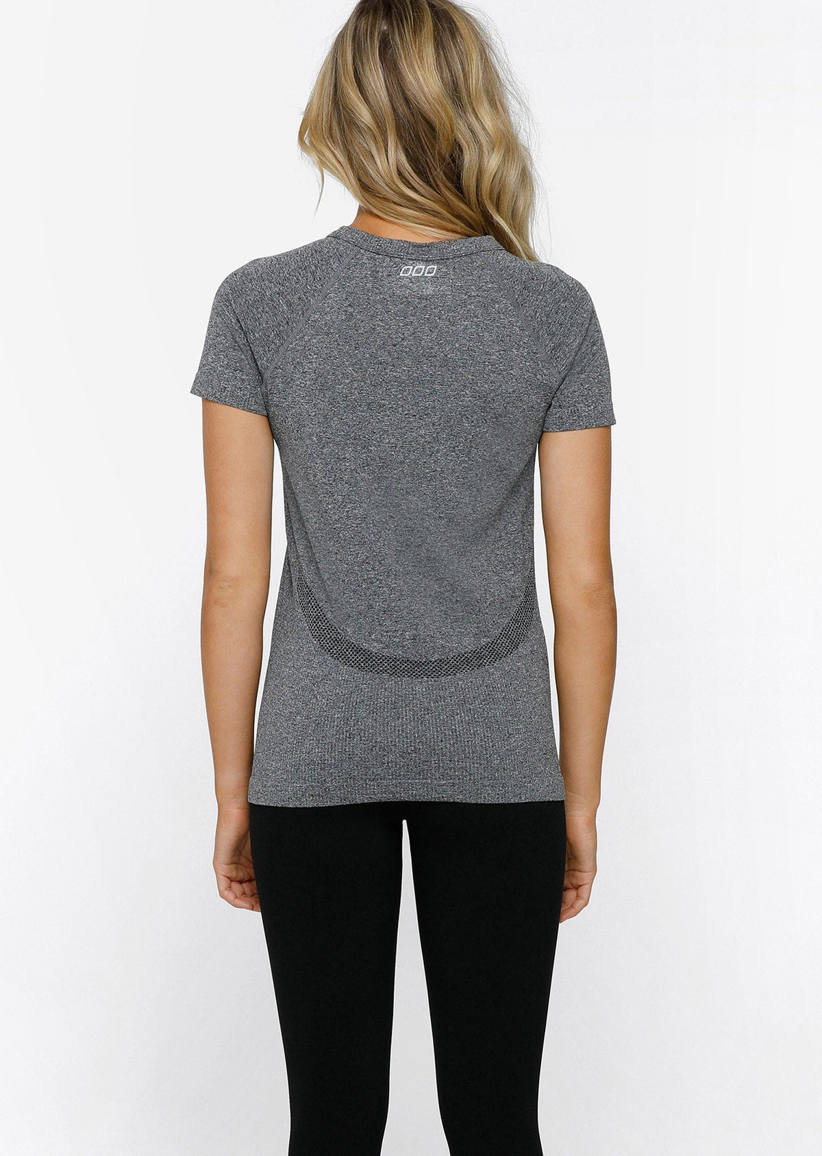 Perform Seamless Short Sleeve Top